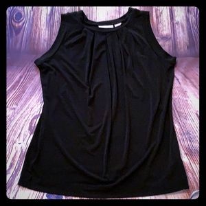 Sleeveless Worthington tank.